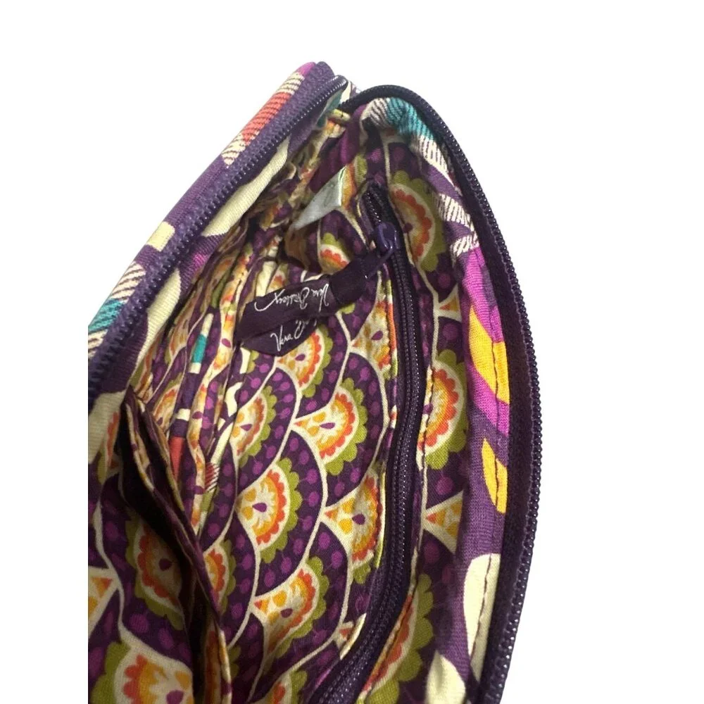 Vera Bradley Zip Wristlet Wallet In Floral Pattern With Detachable Strap & Multi - Picture 4 of 9